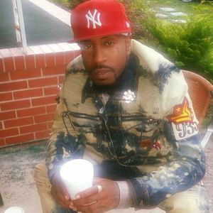 Meet your Posher, Wezzy